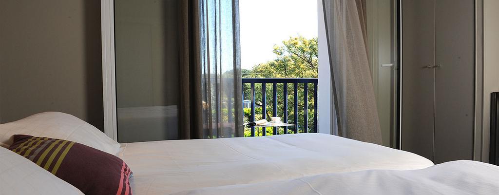 Le Connect Hotel Hendaye Phòng bức ảnh